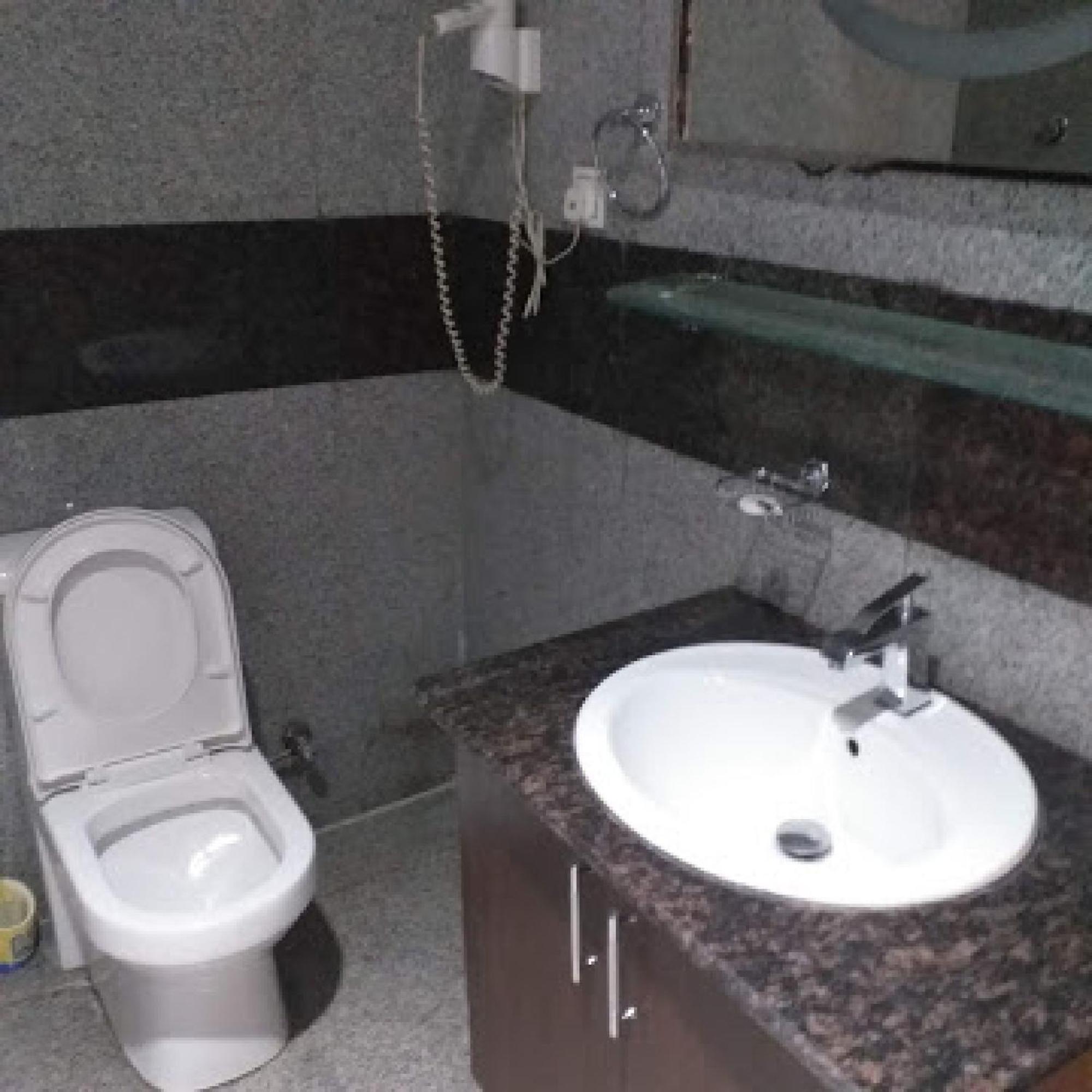 Room In Bb - Immaculate Royal International Hotel Owerri Εξωτερικό φωτογραφία