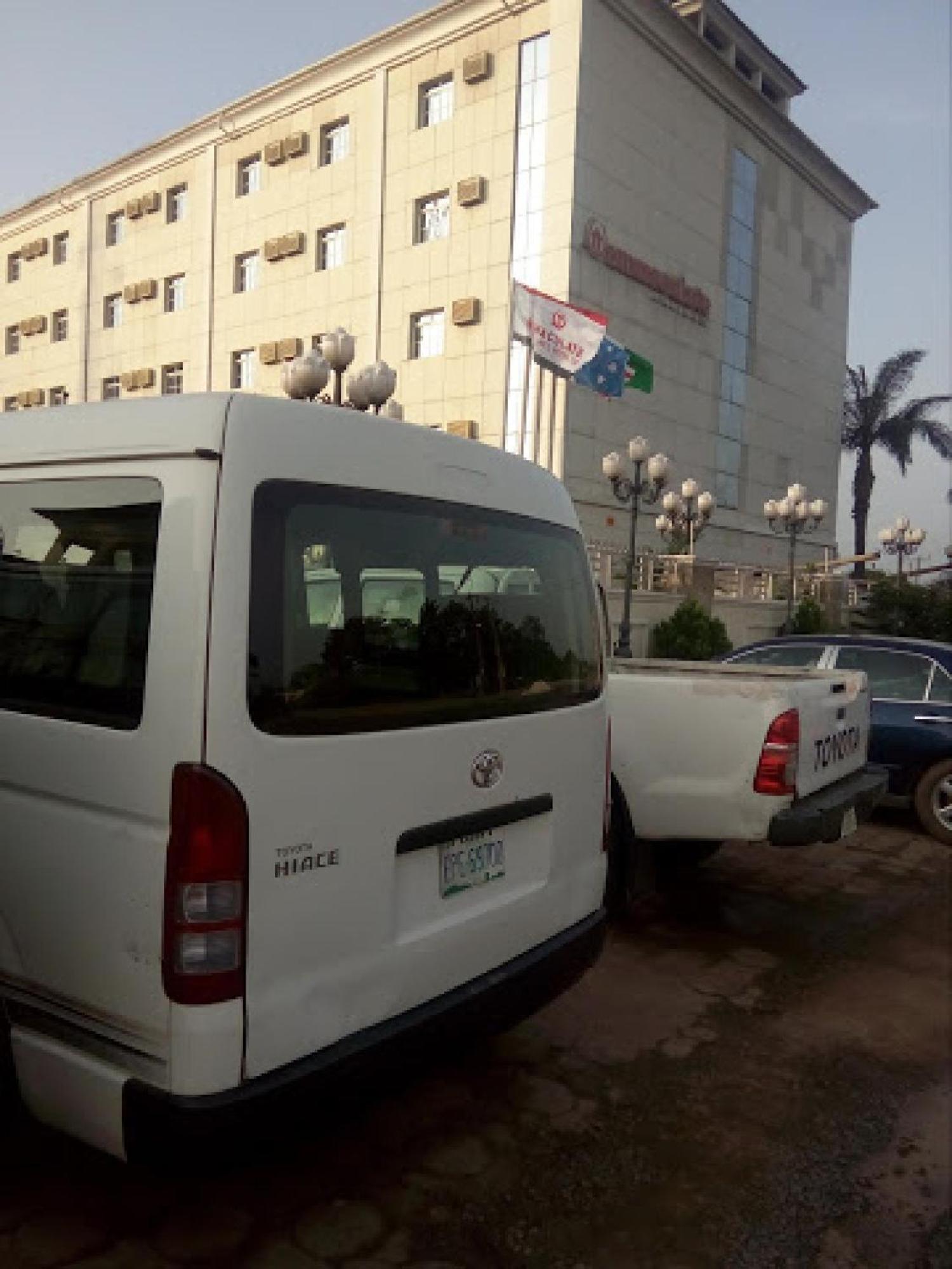 Room In Bb - Immaculate Royal International Hotel Owerri Εξωτερικό φωτογραφία